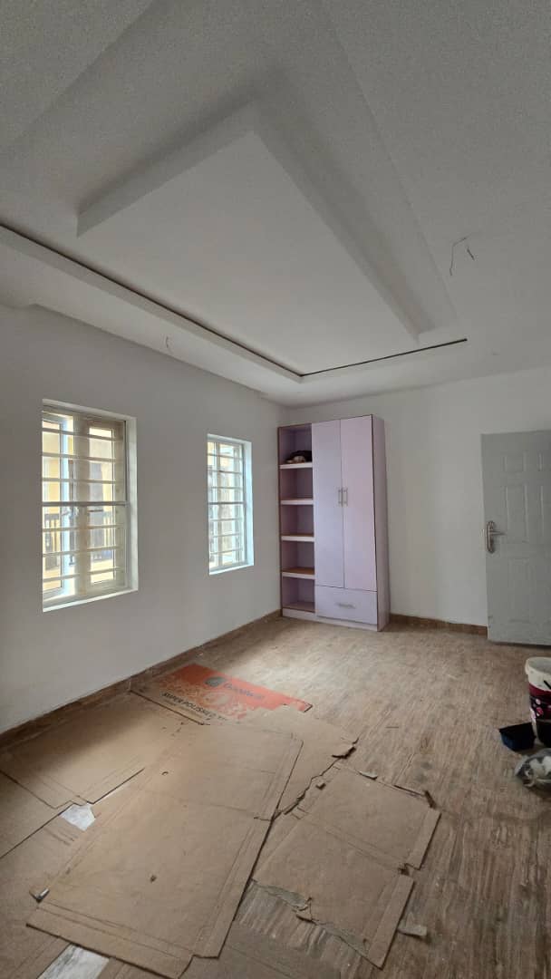 2 Bedroom Flat for Rent in Akala Estate, Akobo