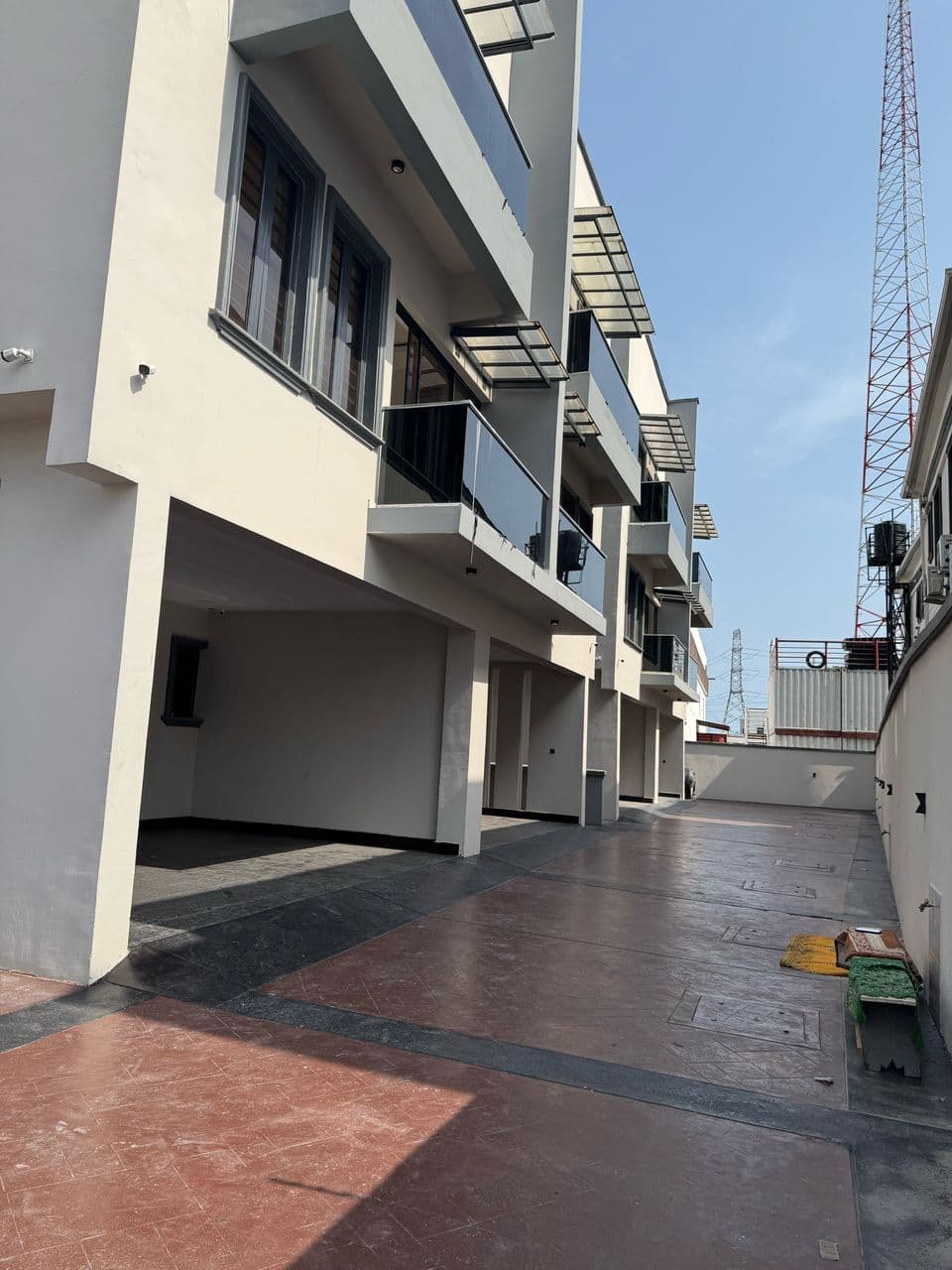 4 Bedroom Terrace for Sale in Lekki, Lagos