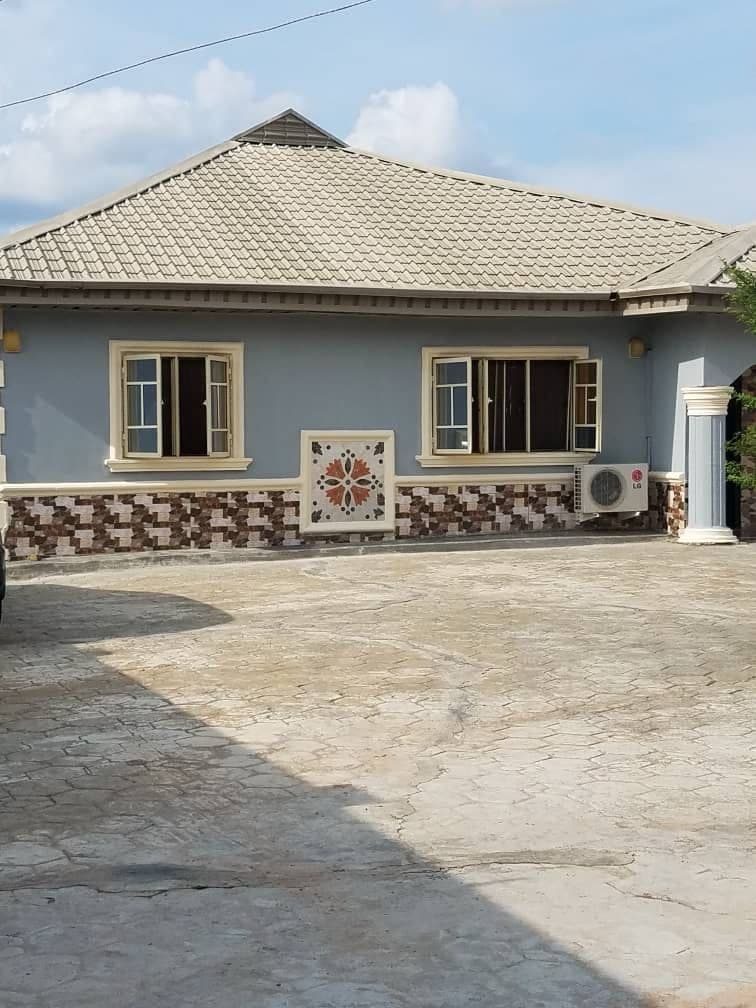 3 Bedroom Flat for Sale at Olu Foam