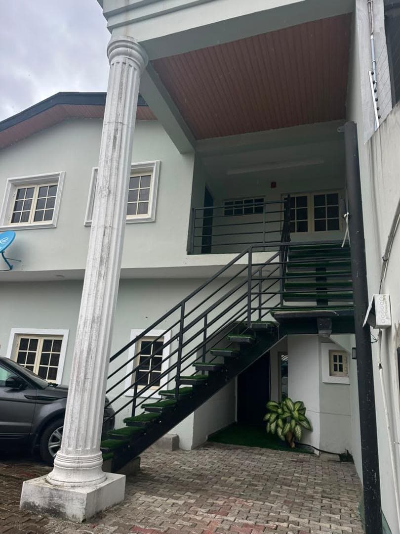 3 Bedroom Serviced Flat for Rent at Lekki Phase 1, Lagos