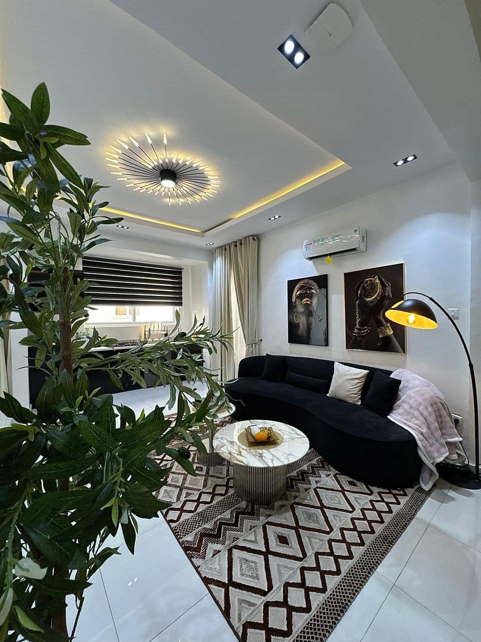 Luxury 1 Bedroom Shortlet in Ikoyi, Lagos