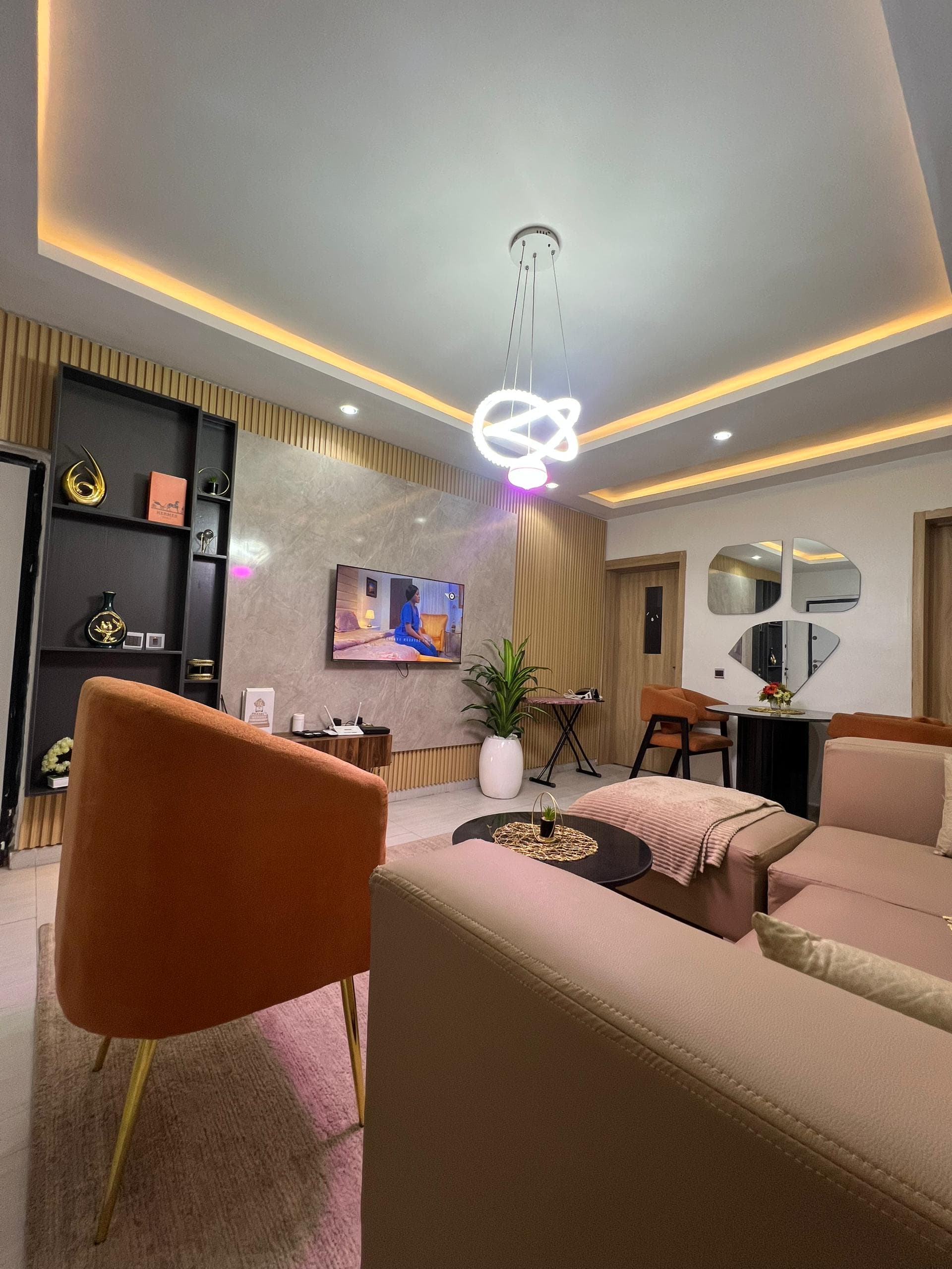 1/2 Bedroom Shortlet Apartment in Illasan, Ikate, Lagos