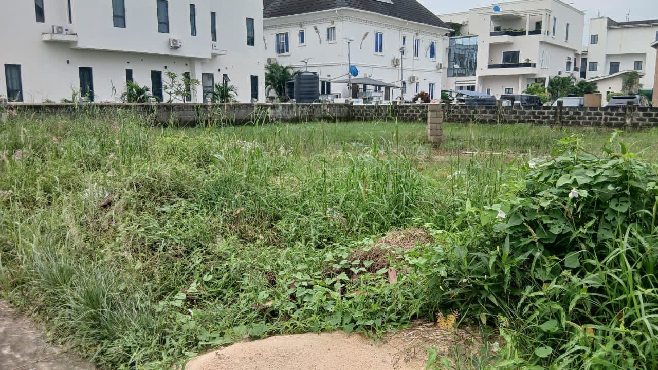 Land for Sale at Ikate Elegushi, Lagos