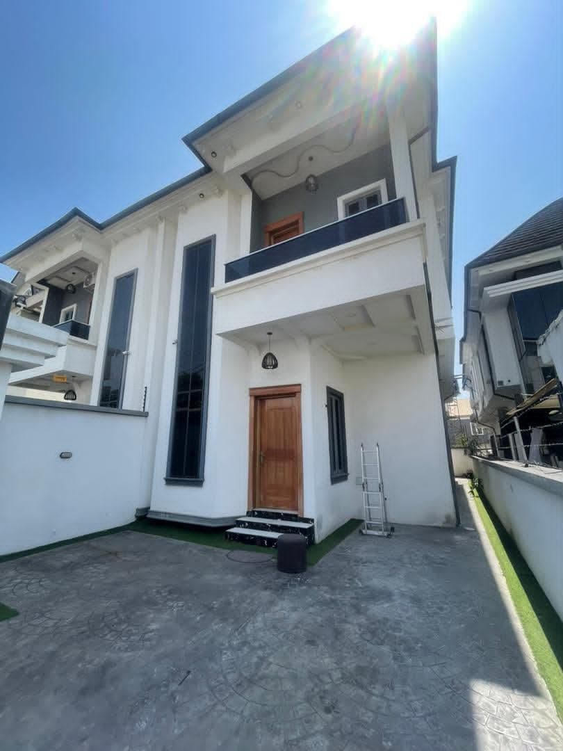 4 Bedroom Duplex for Sale in Osapa London