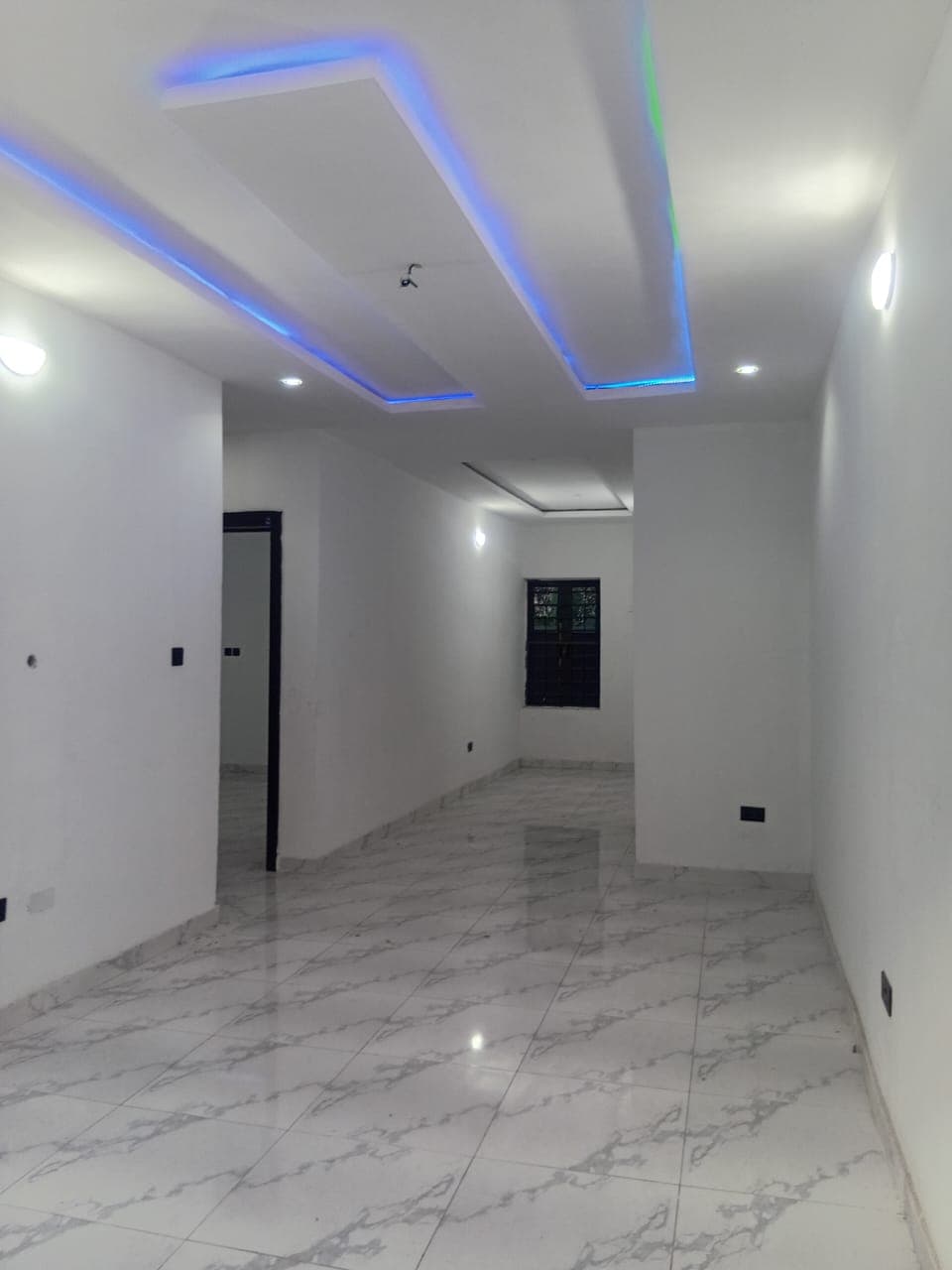 2 Bedroom Flat for Rent at Bankole