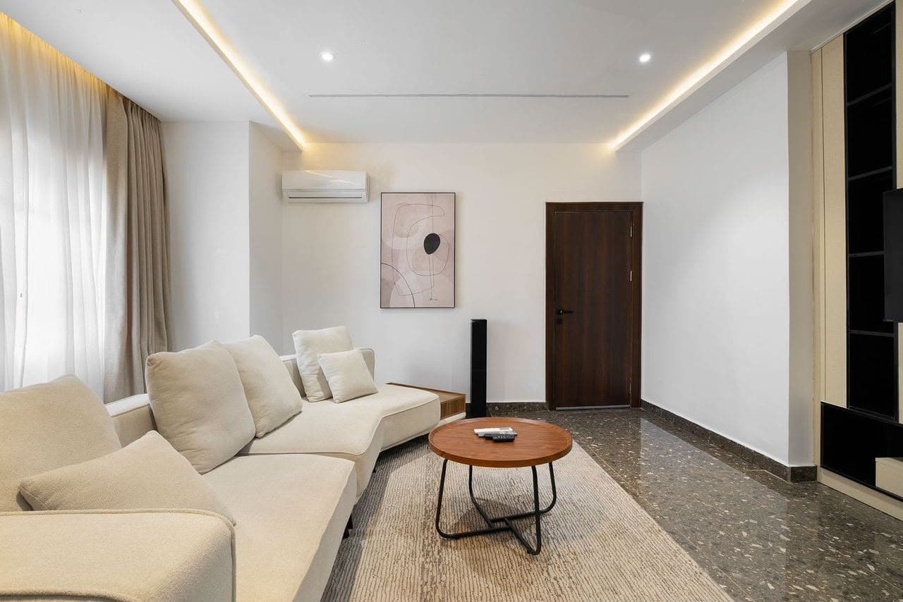 1 Bedroom Flat for Shortlet in Ikoyi, Lagos