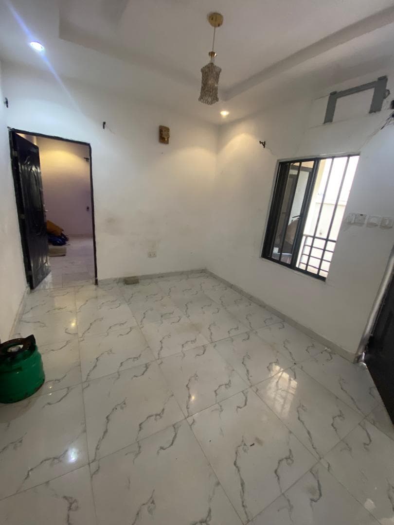 Mini Flat (Room and Parlor) for Rent near Lagos Business School, Lagos