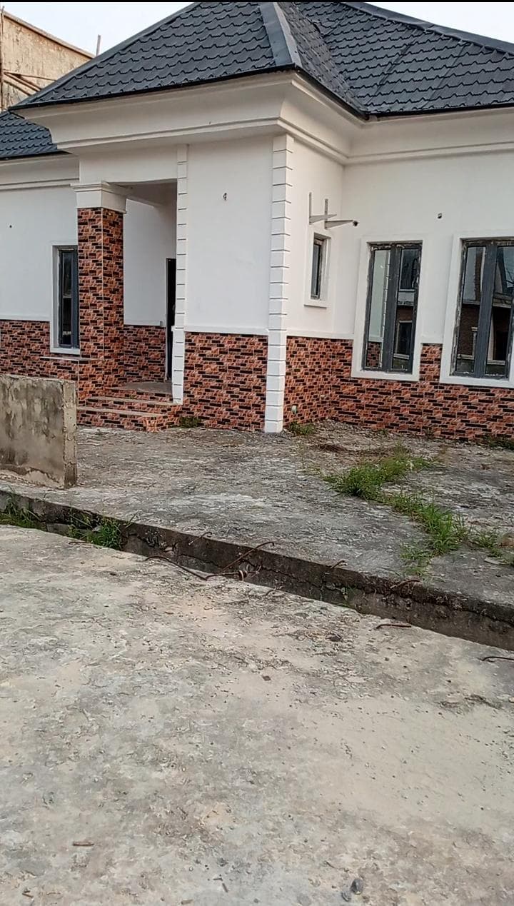 3 Bedroom Bungalow for Sale in Shapati, Lekki, Lagos