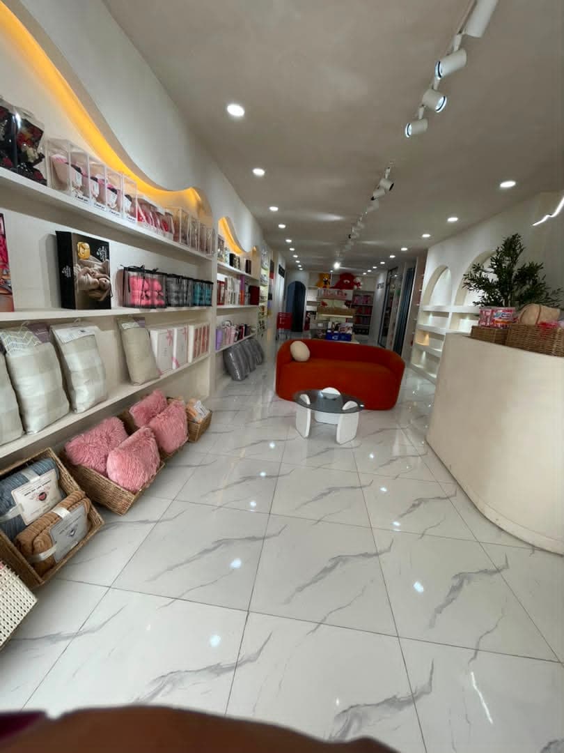 Commercial Space for Rent in Lekki Phase 1