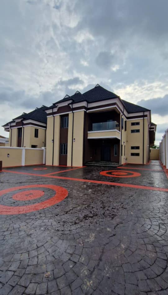 5 Bedroom Duplex for Sale in Ibadan, Oyo