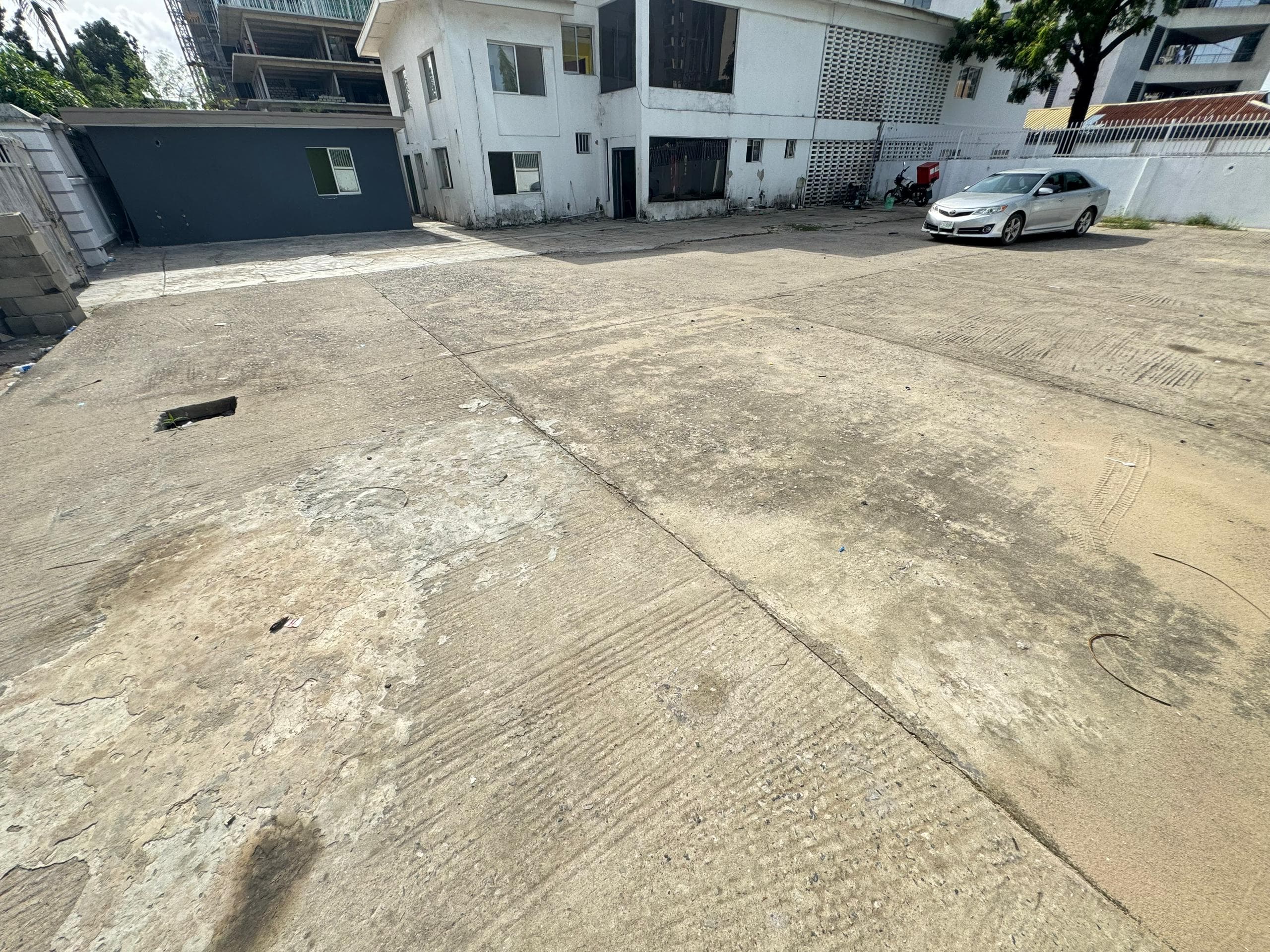 8 Bedroom Detached House for Rent in Old Ikoyi, Lagos