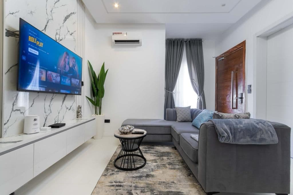 1 Bedroom Shortlet in Ikate Platinum Way, Lagos