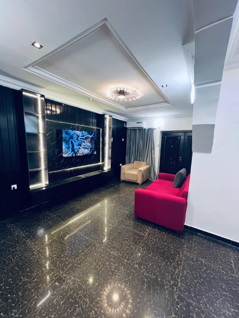 2 Bedroom Shortlet in Adeniyi Jones, Lagos
