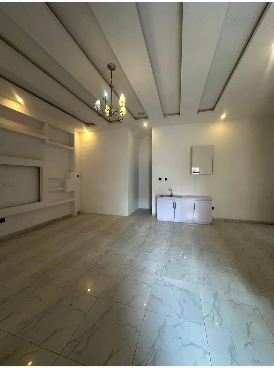 Studio Apartment for Rent in Osapa London, Lagos