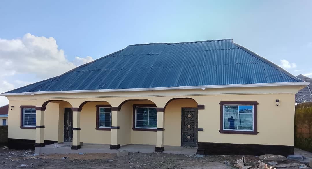 2 Bedroom Property for Rent at Besley, Elebu Moniya