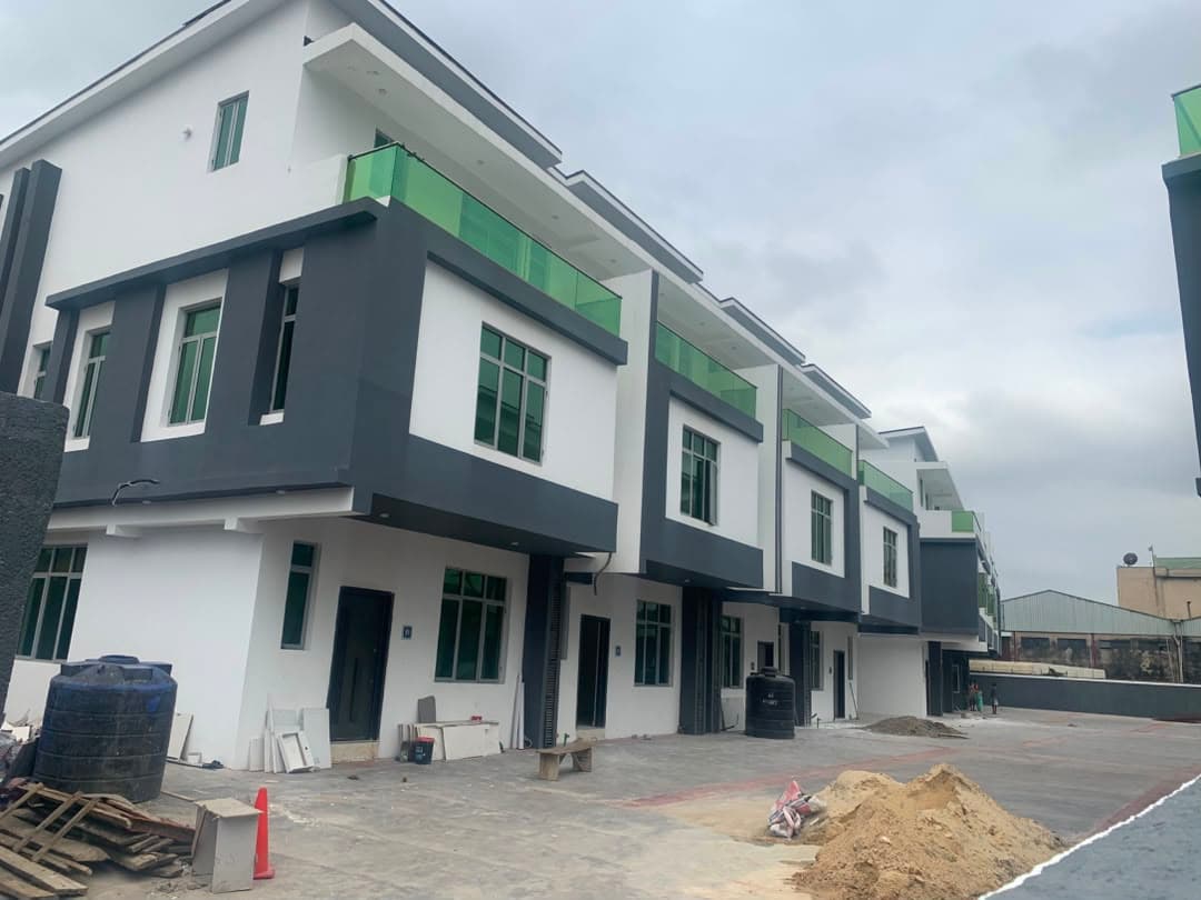 4 Bedroom Terrace Duplex for Sale in Anthony, Lagos