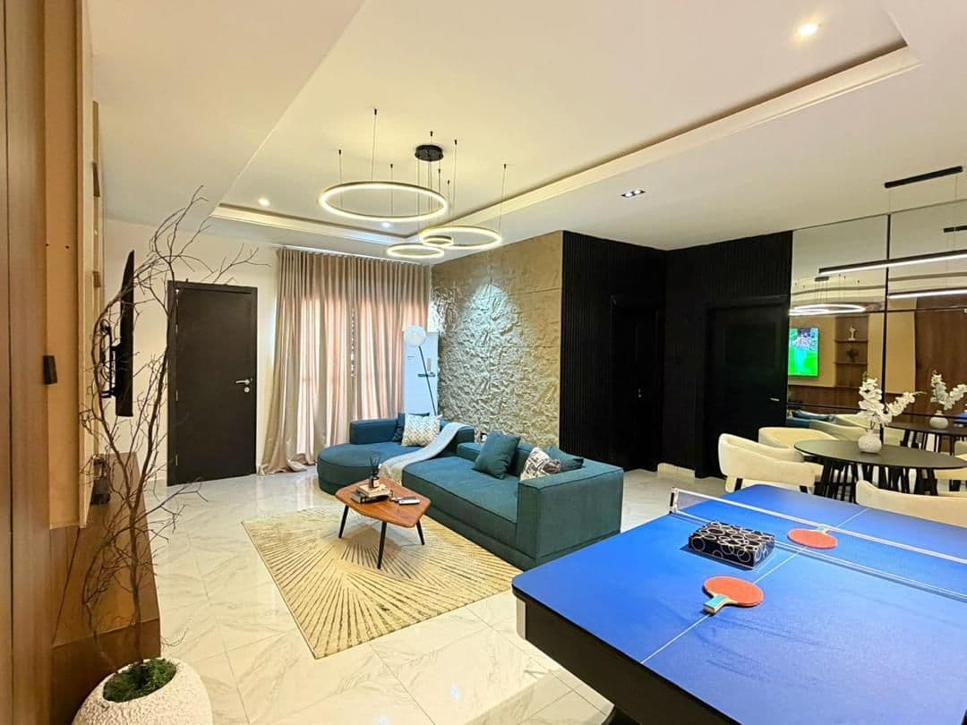 Fully Furnished 2 Bedroom Apartment in Lekki, Lagos