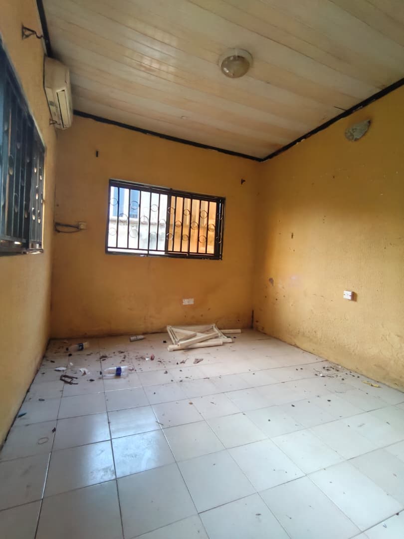 Standard Room Self-Contain for Rent in Inaolaji, Sharp Corner, Oluyole, Ibadan