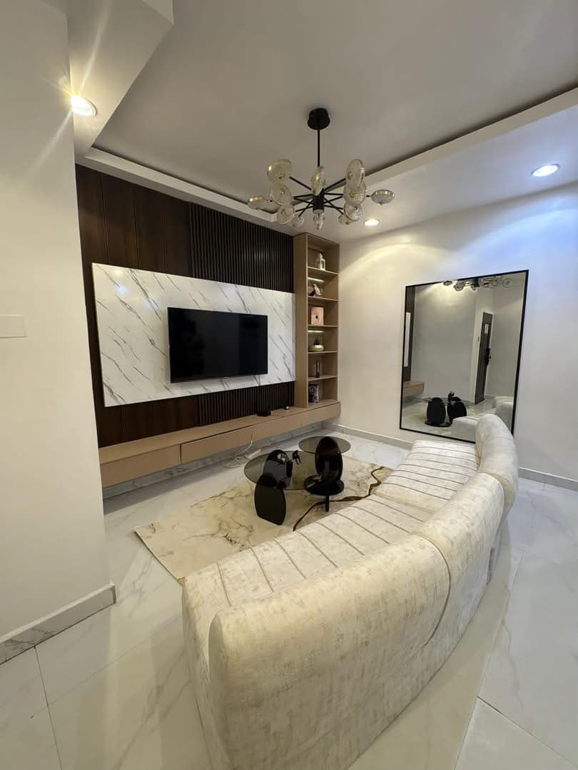 Fully Furnished 2 Bedroom Shortlet in Ikate, Lekki