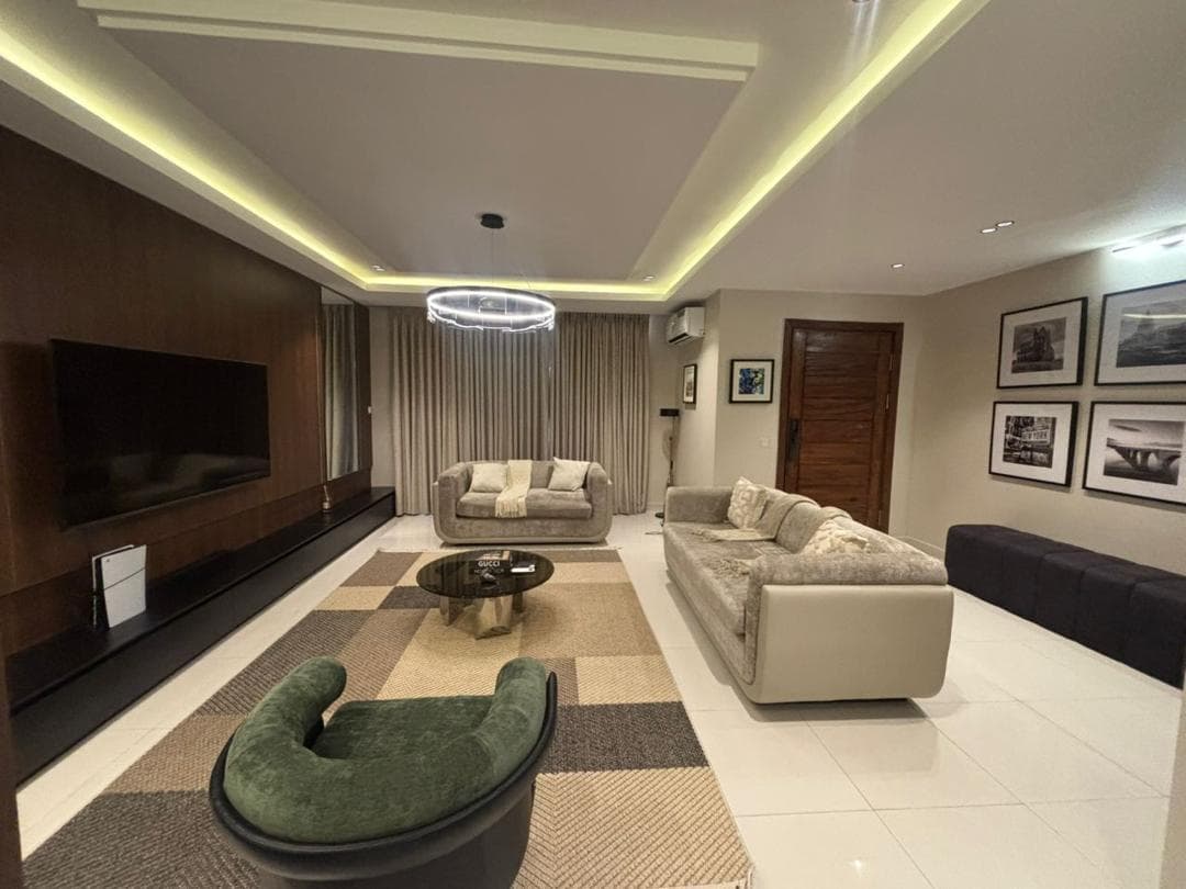 2/3 Bedroom Shortlet in Oniru, Victoria Island, Lagos