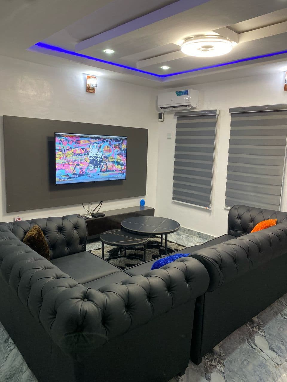 2 Bedroom Apartment for Shortlet at Egbeda, Akowonjo, Lagos - 1