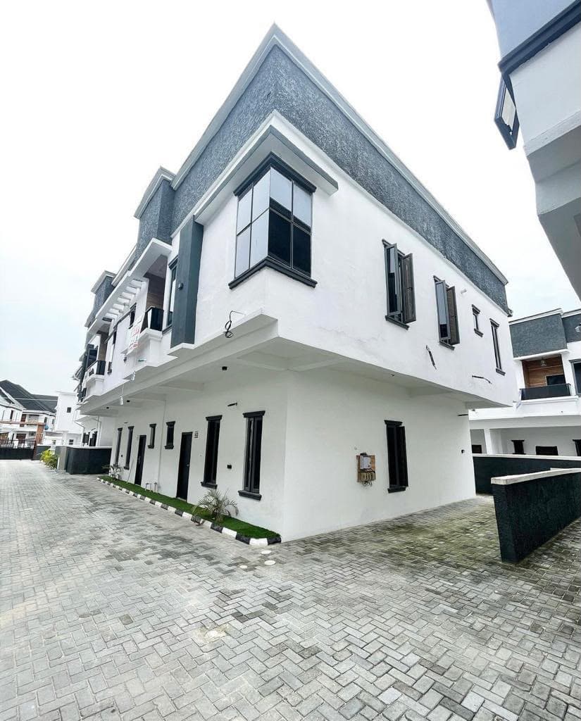 4 Bedroom Detached Duplex for Sale at Ikota GRA