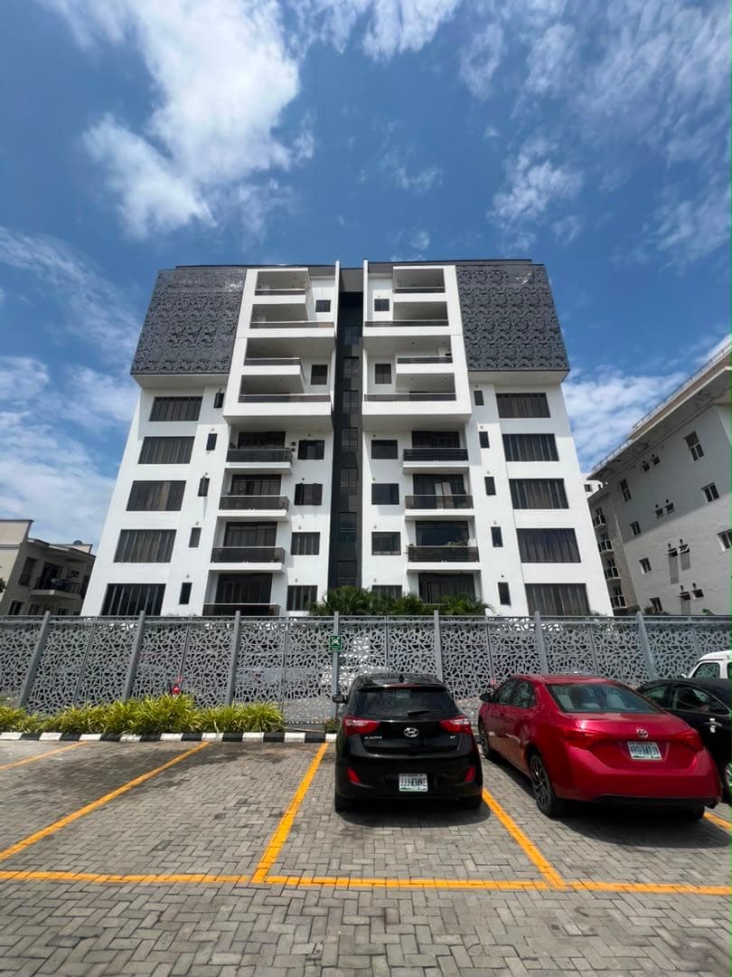 2 Bedroom Flat for Sale in Ikoyi, Lagos