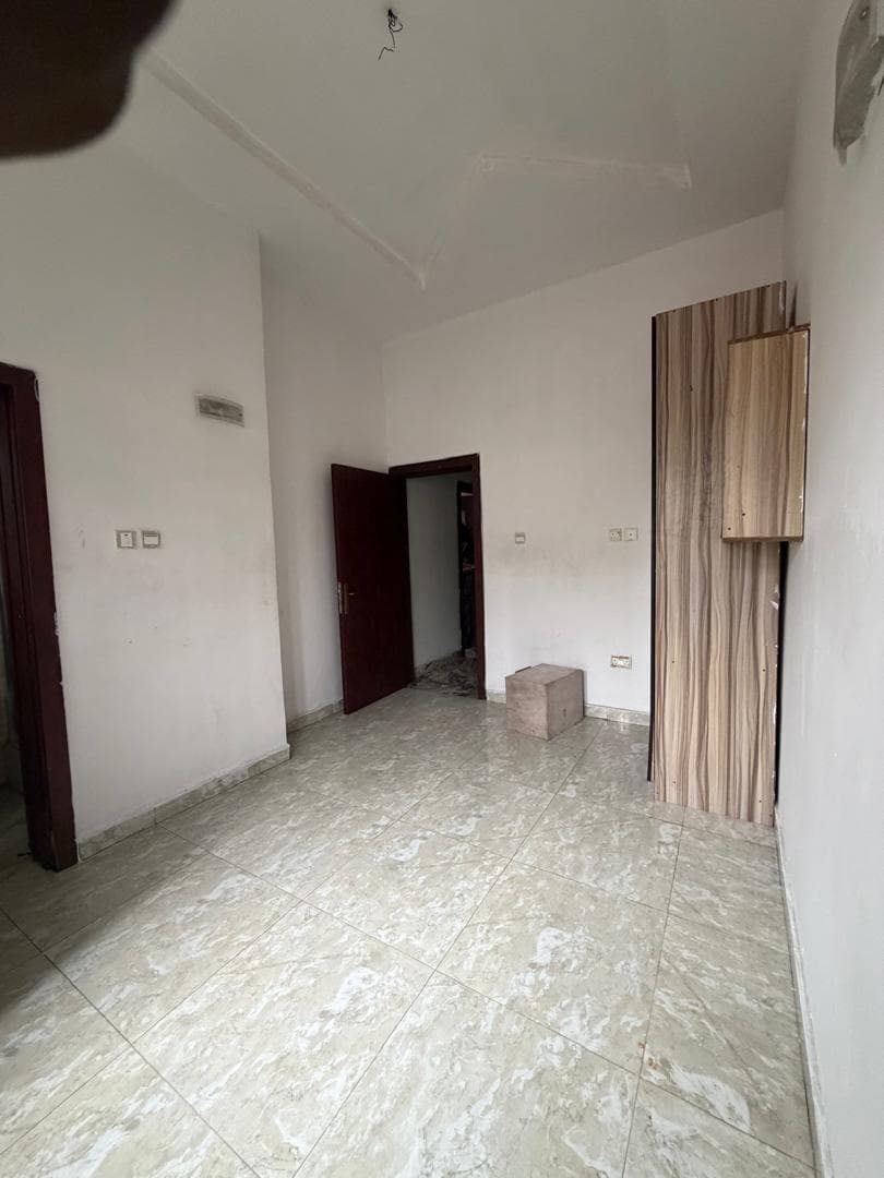 Self Contained Studio for Rent in Idado Estate, Lagos - 9