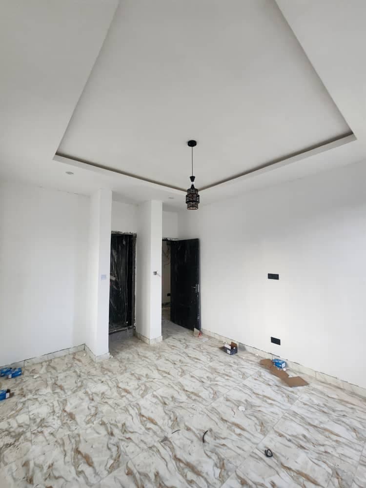 2 Bedroom Flat for Rent at Ogunfayo, Lagos - 1