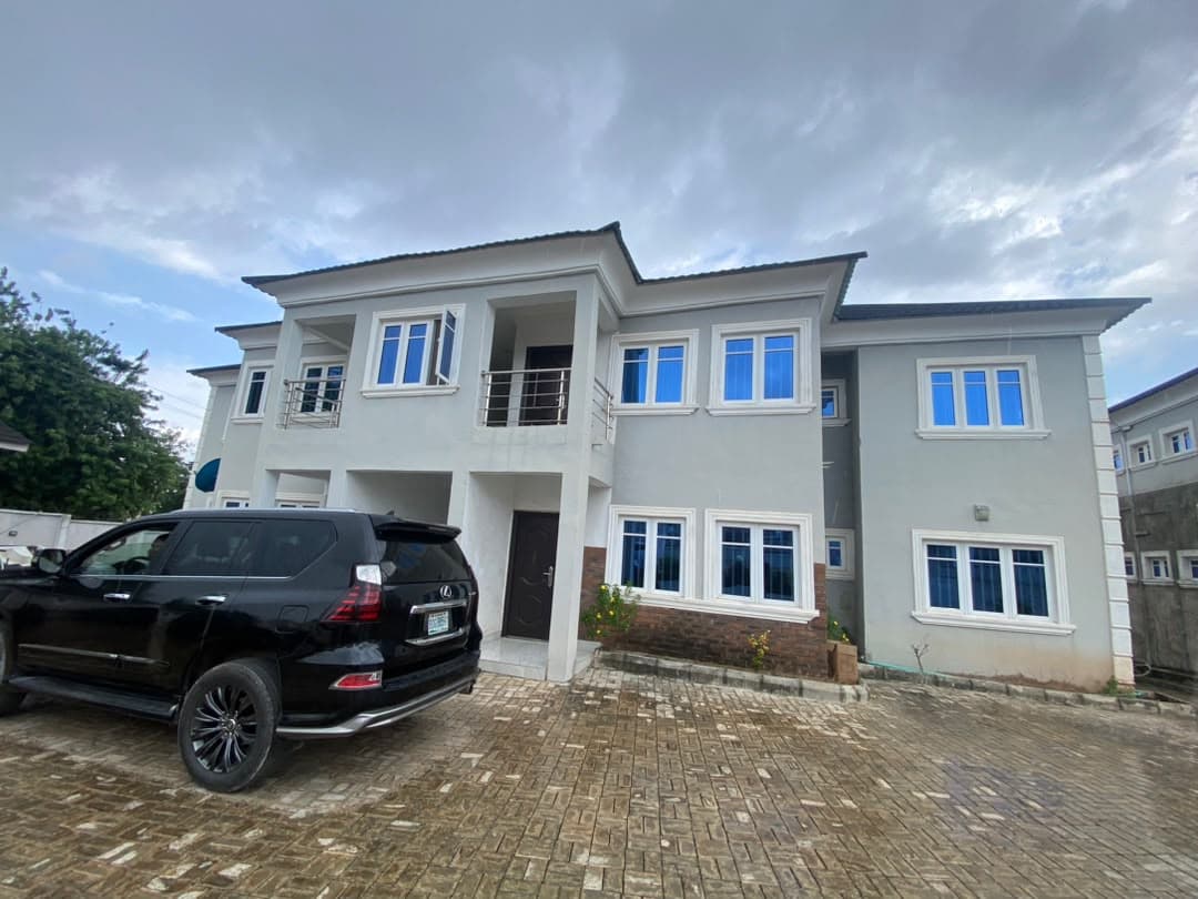 3 Bedroom Duplex for Rent in Onireke