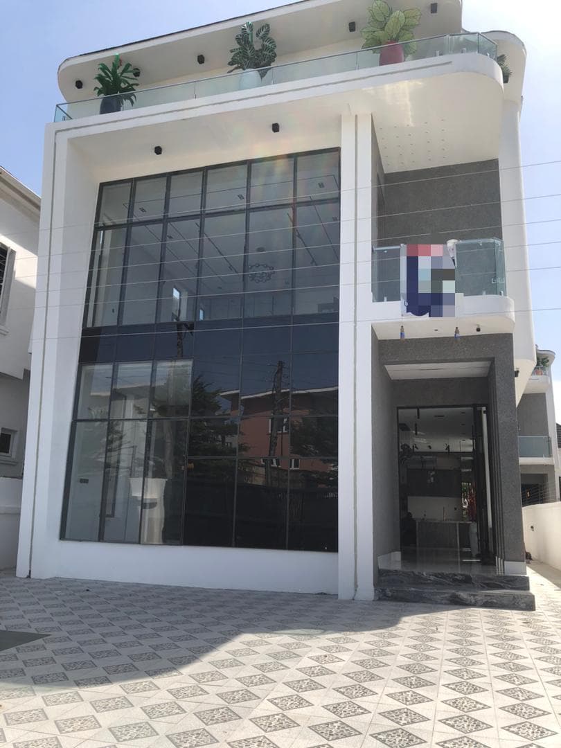 5 Bedroom Duplex for Sale in Oral Estate